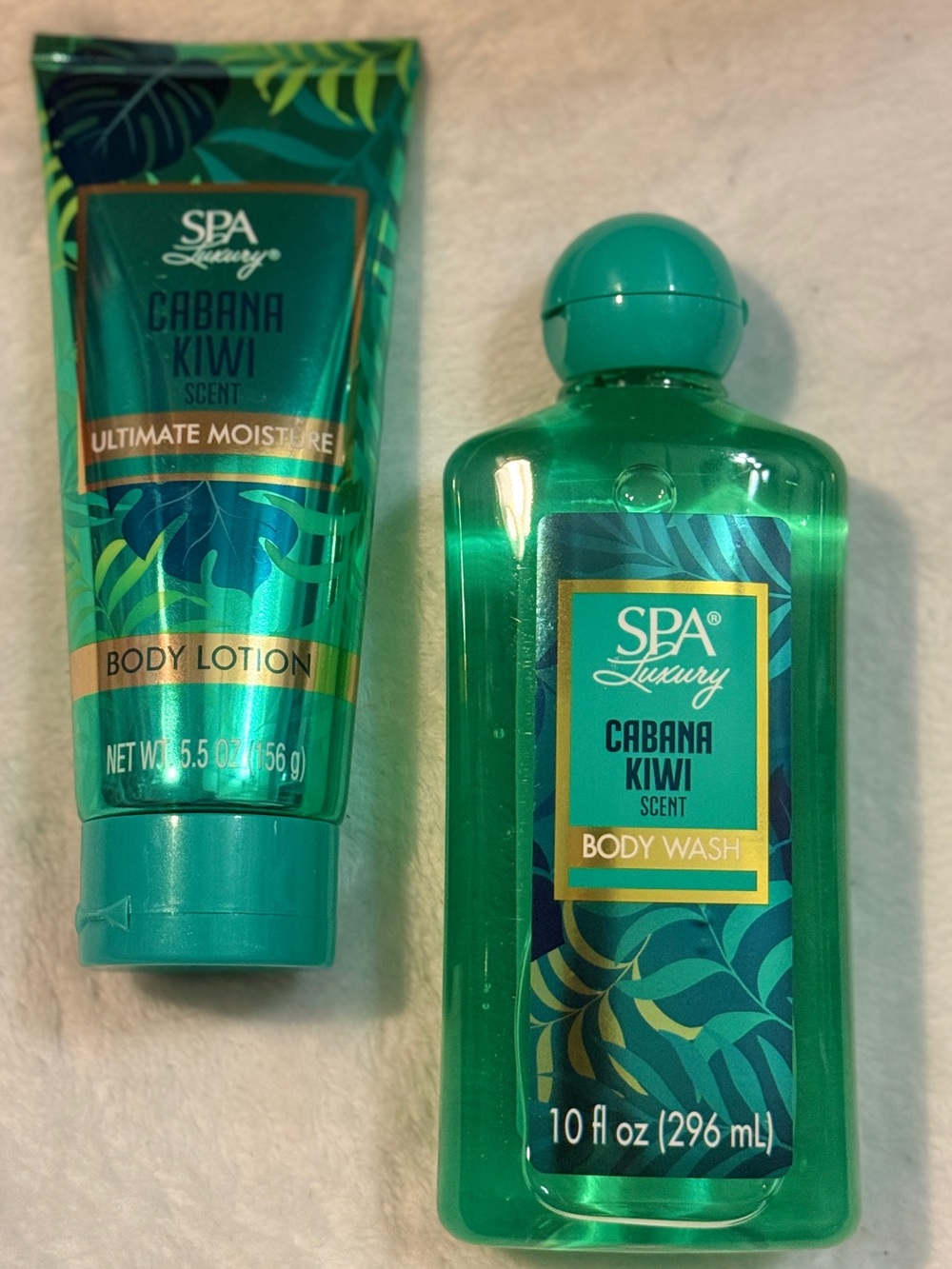 💜 SPA Luxury Cabana Kiwi Body Wash & Lotion